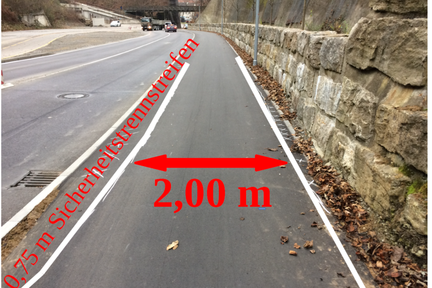 Fahrbahnbreite Radweg Stuttgarter Straße nicht ausreichend Fahrbahnbreite Radweg Stuttgarter Straße nicht ausreichend