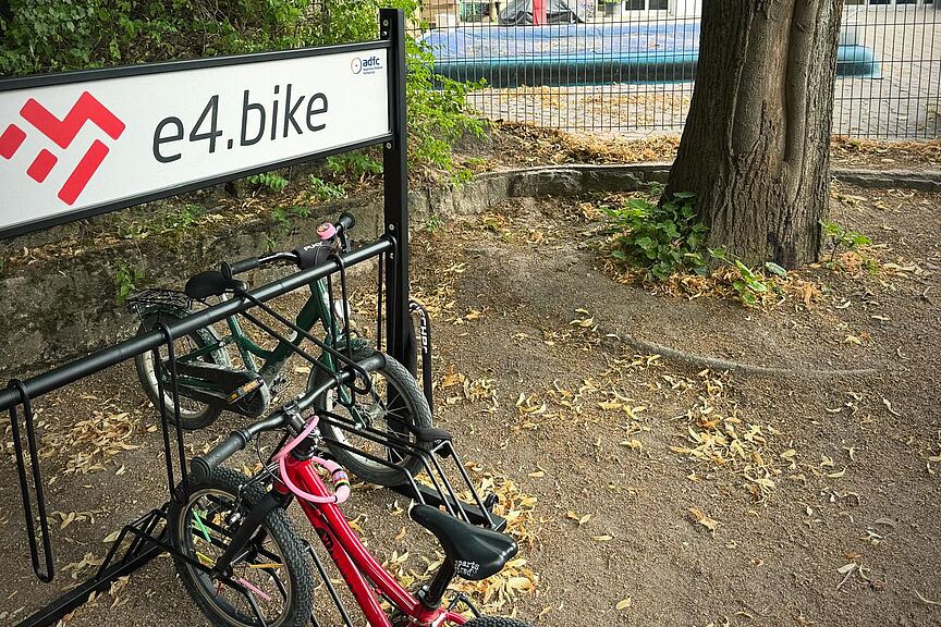 Fahrradständer an Kita Radständer Kinder